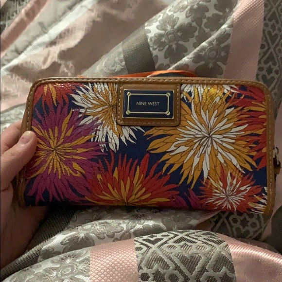 Wallet - Picture 1 of 3